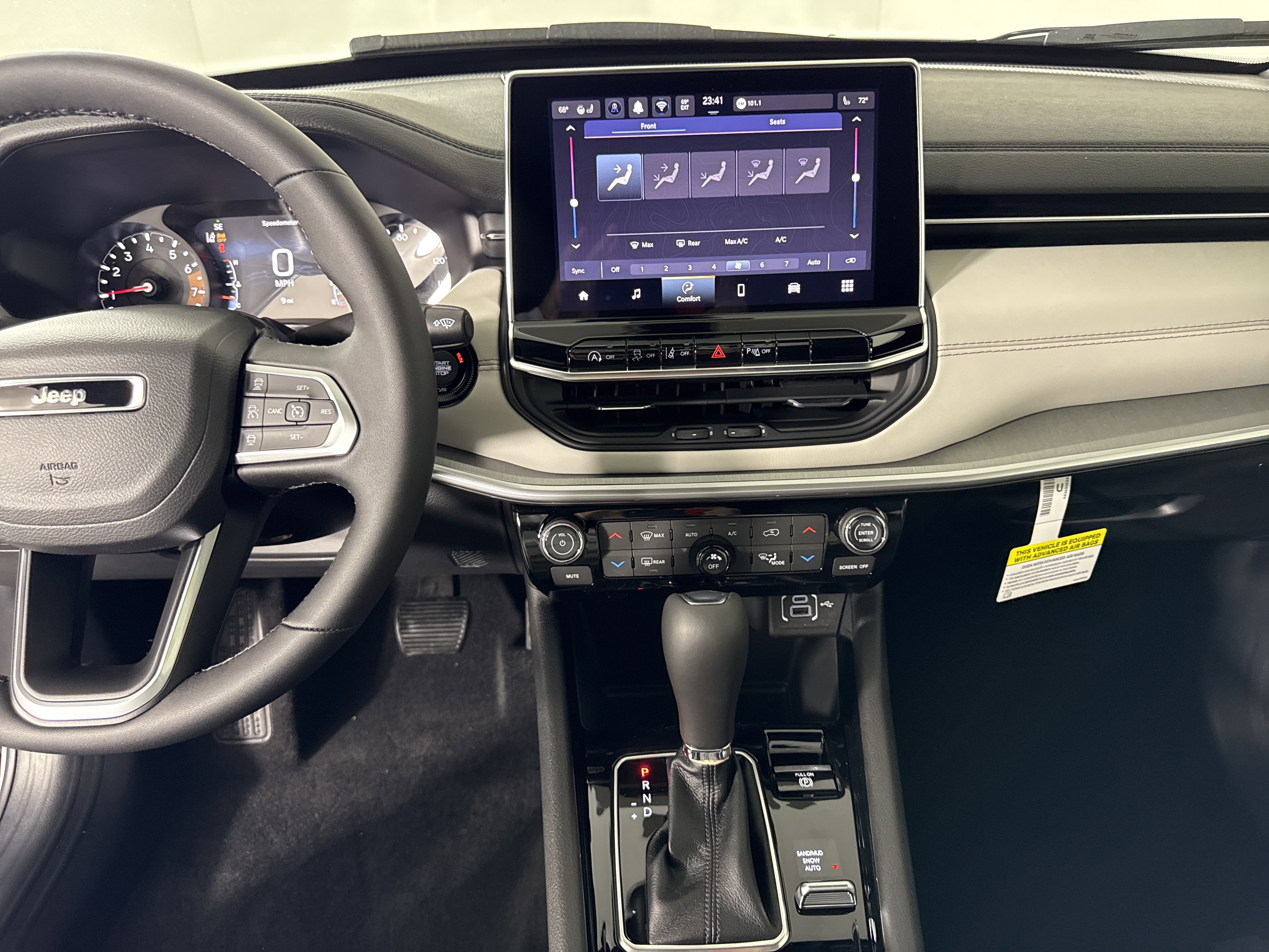 New 2026 Jeep Compass Limited image 22