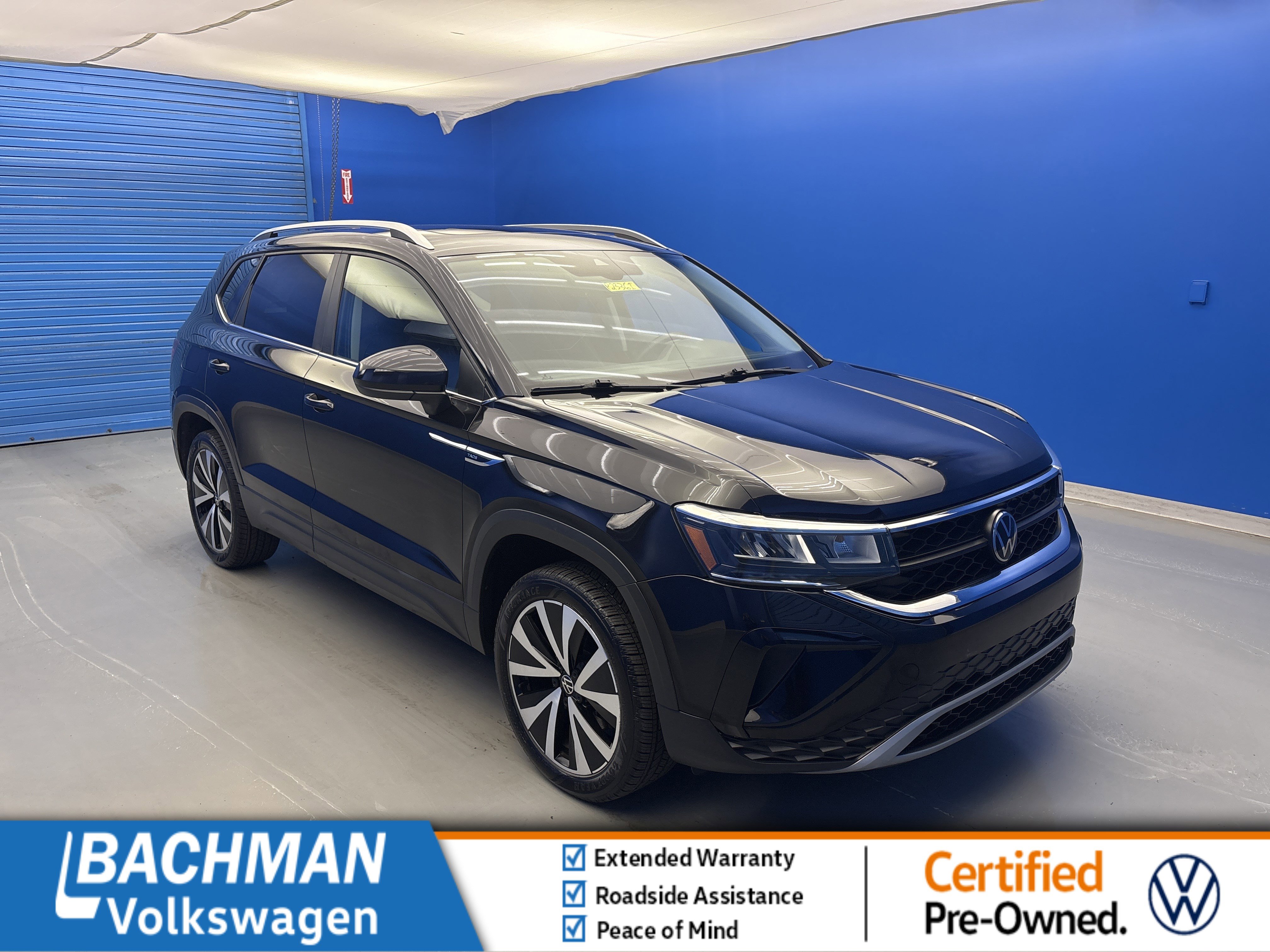 Certified 2023 Volkswagen Taos SE w/ Panoramic Sunroof Package FWD image 1