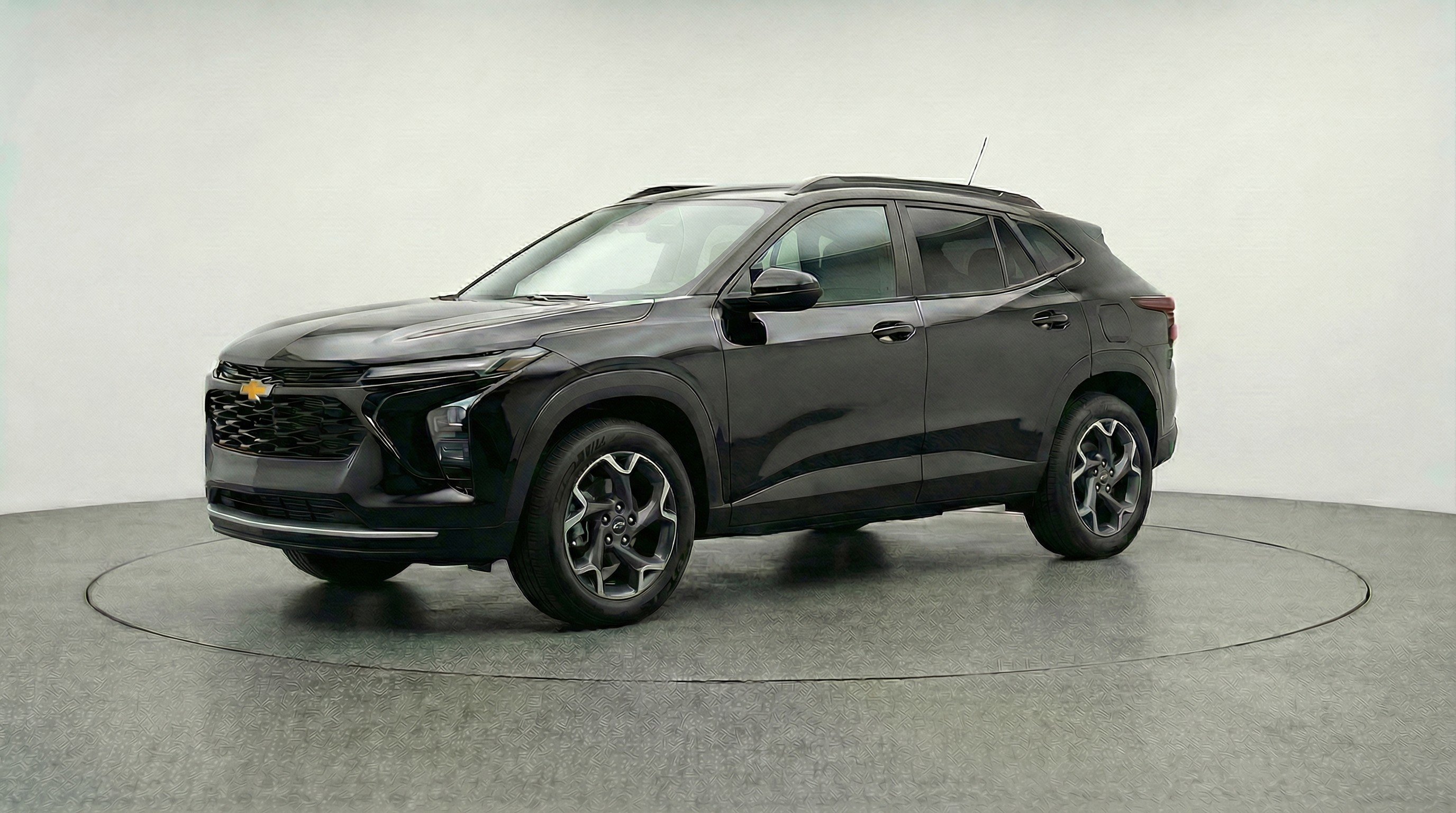 Used 2025 Chevrolet Trax LT image 3