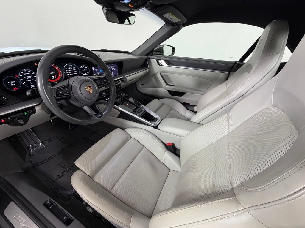 Used 2020 Porsche 911 Carrera 4S AWD/4WD image 4