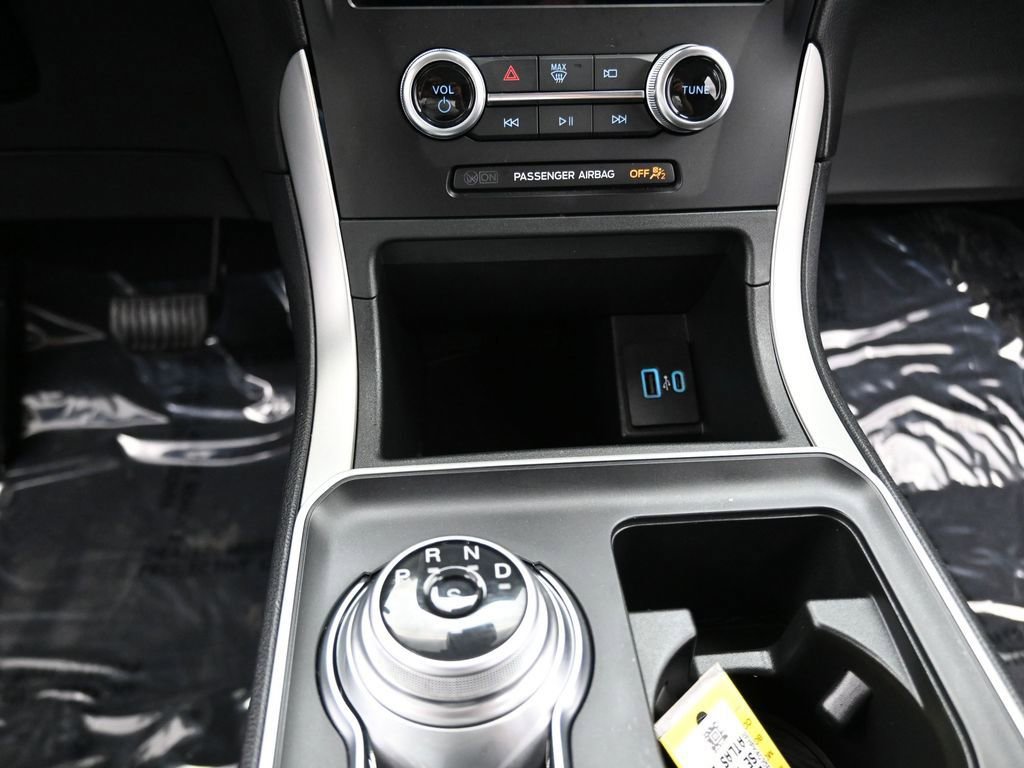 Used 2024 Ford Edge SE AWD/4WD image 10
