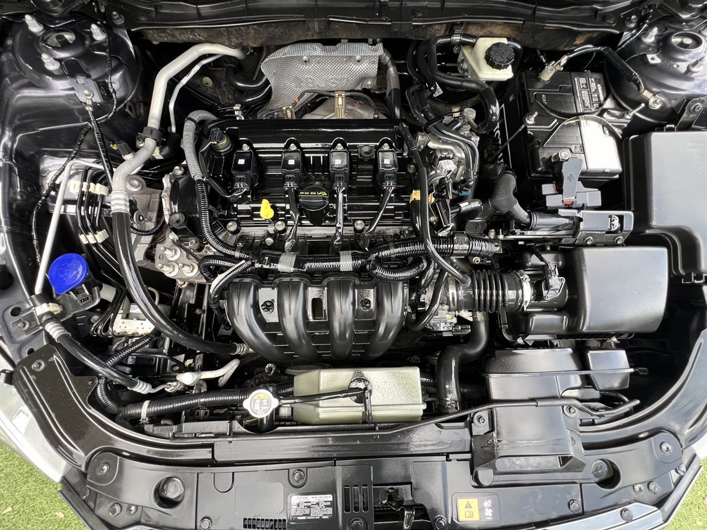 Used 2015 MAZDA MAZDA3 i Touring w/ Technology Package image 33