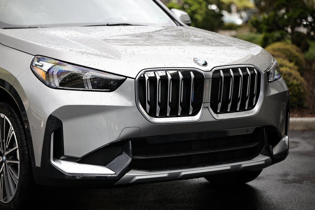 New 2026 BMW X1 xDrive28i w/ Convenience Package image 2