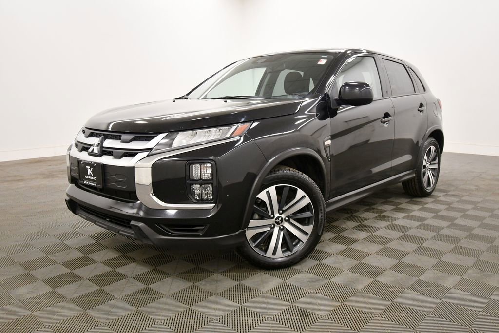 Used 2024 Mitsubishi Outlander Sport SE AWD/4WD image 2