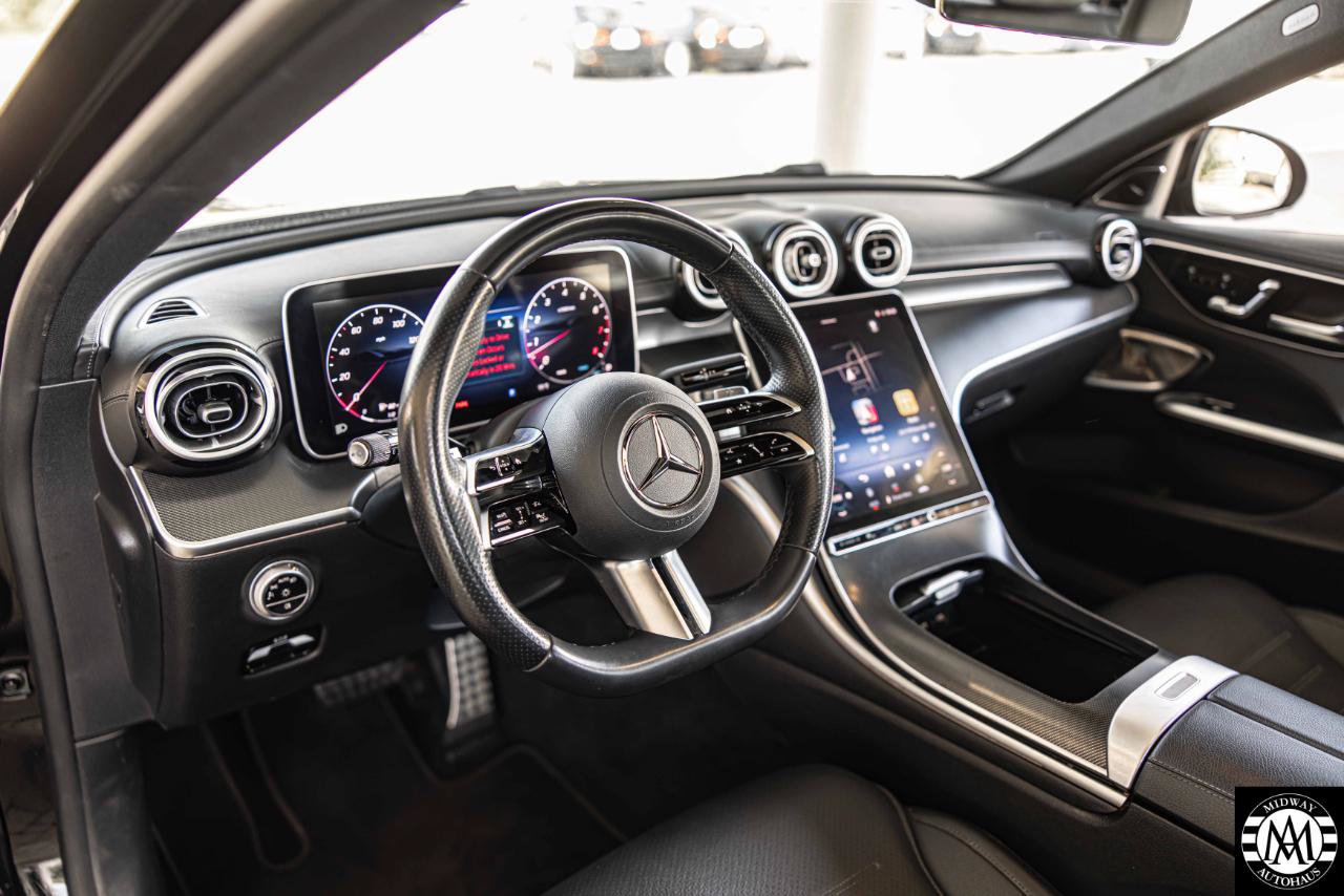 Used 2025 Mercedes-Benz C 300 Sedan image 16