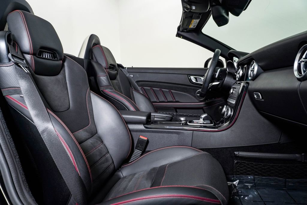 Used 2020 Mercedes-Benz SLC 43 AMG image 17