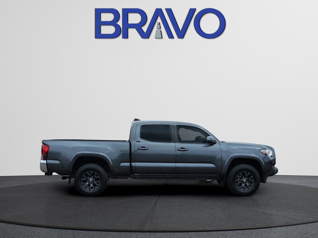 Used 2022 Toyota Tacoma SR5 RWD image 3