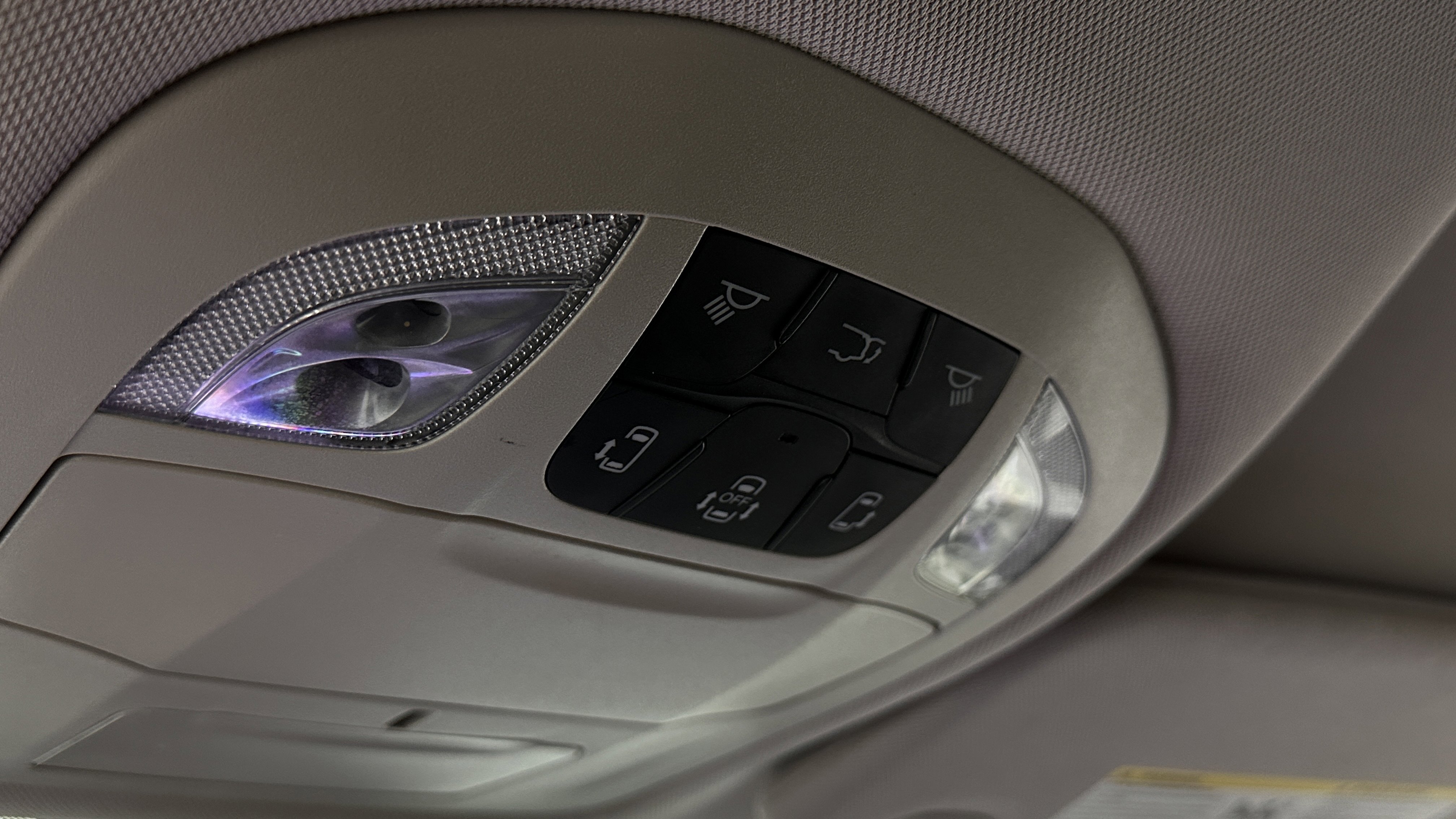 Used 2022 Chrysler Pacifica Touring-L FWD image 23