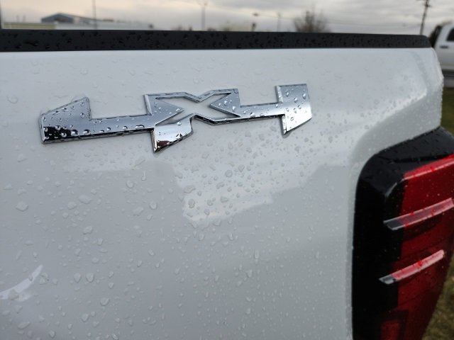 New 2025 GMC Sierra 2500 SLT w/ SLT Convenience Package image 35