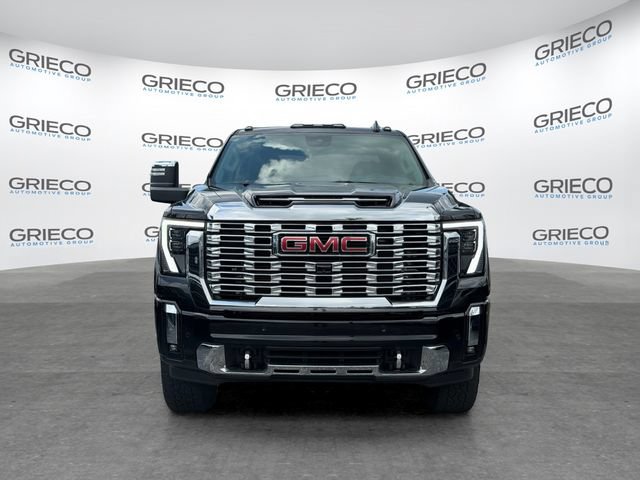 Used 2024 GMC Sierra 2500 Denali w/ Denali Reserve Package AWD/4WD image 2