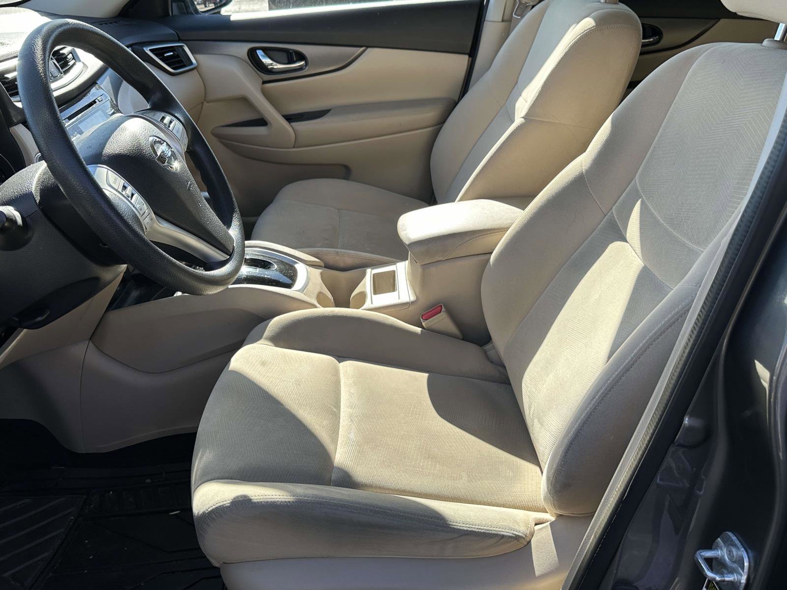 Used 2016 Nissan Rogue SV image 21