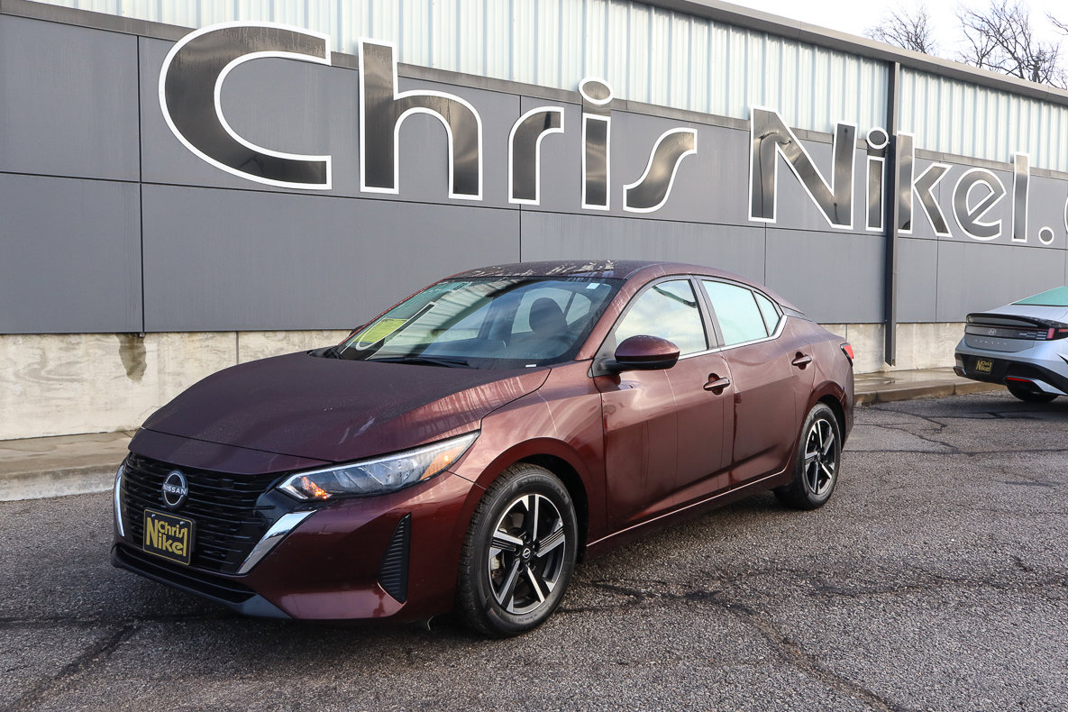 Used 2024 Nissan Sentra SV image 1