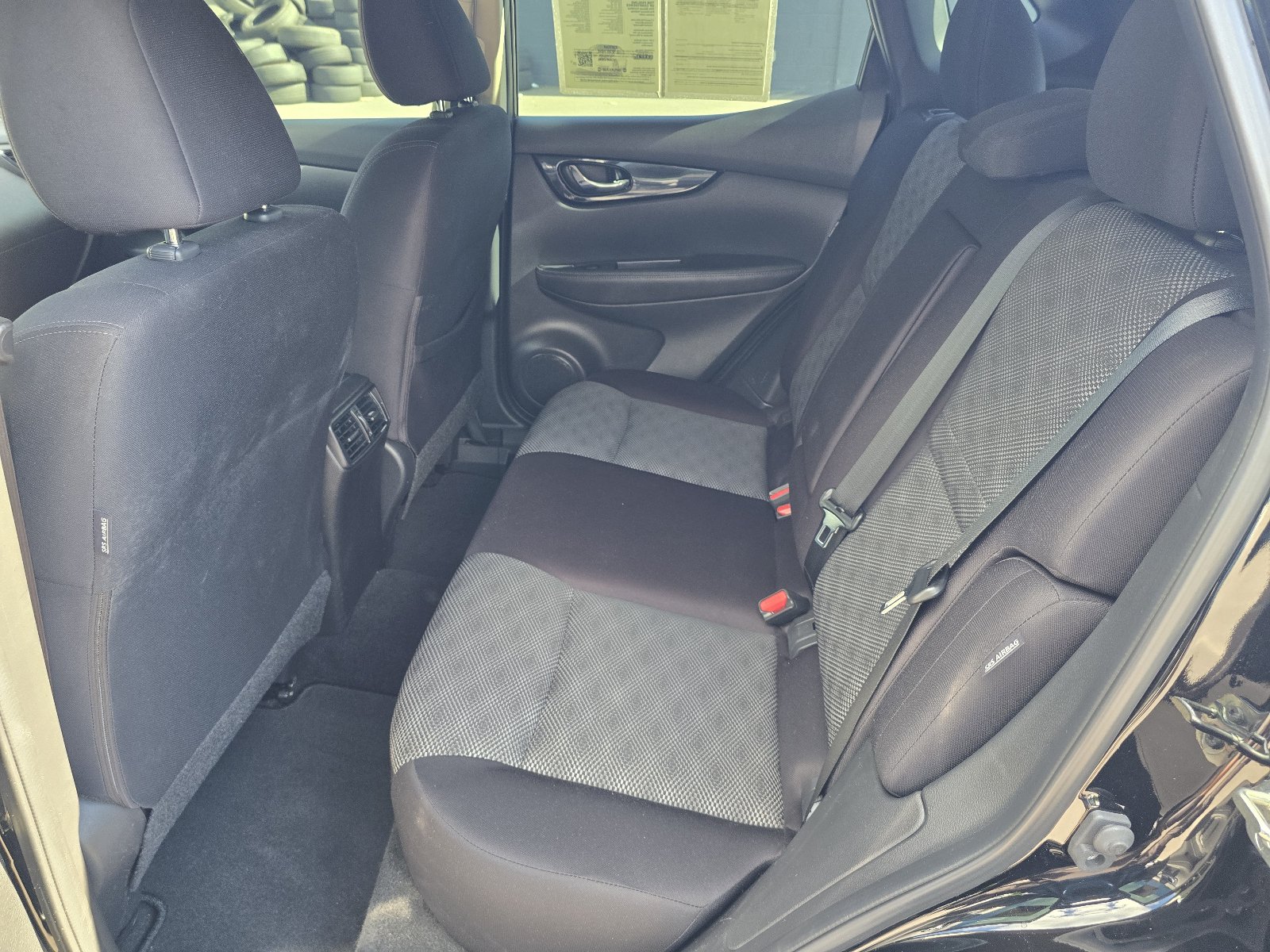 Certified 2022 Nissan Rogue Sport SV AWD/4WD image 11