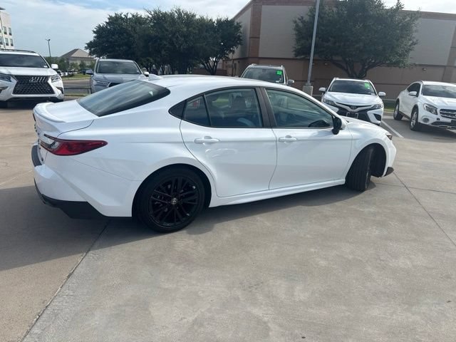 Certified 2025 Toyota Camry SE FWD image 3