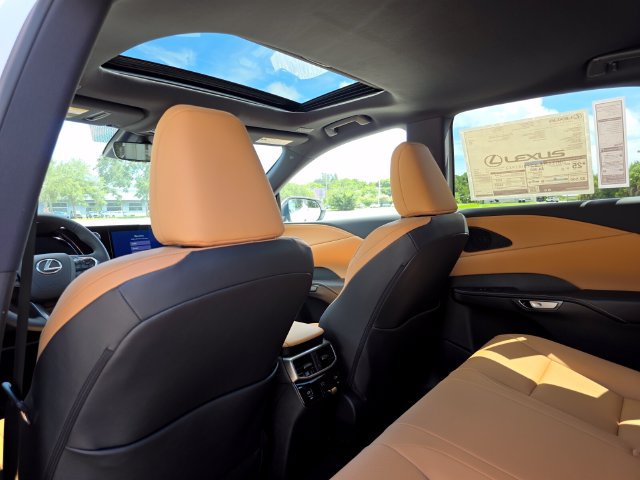 New 2026 Lexus RX 350 FWD w/ Accessory Package (Z1) image 18