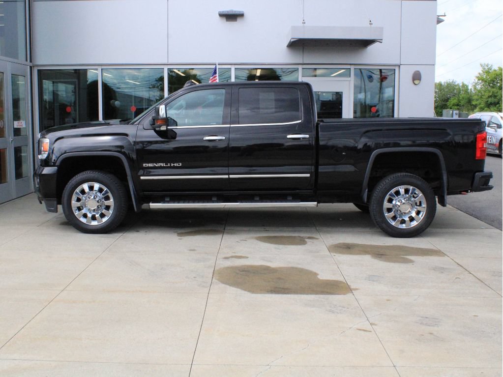 Used 2016 GMC Sierra 2500 Denali w/ Snow Plow Prep Package AWD/4WD image 8