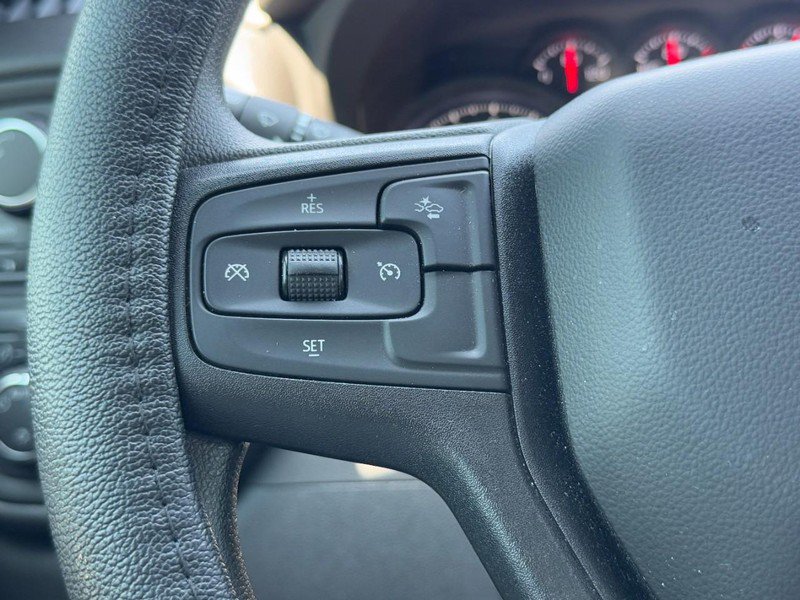 Used 2025 Chevrolet Silverado 1500 Custom Trail Boss AWD/4WD image 16