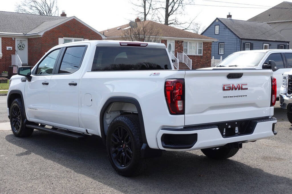 Used 2023 GMC Sierra 1500 Pro w/ Graphite Edition AWD/4WD image 3