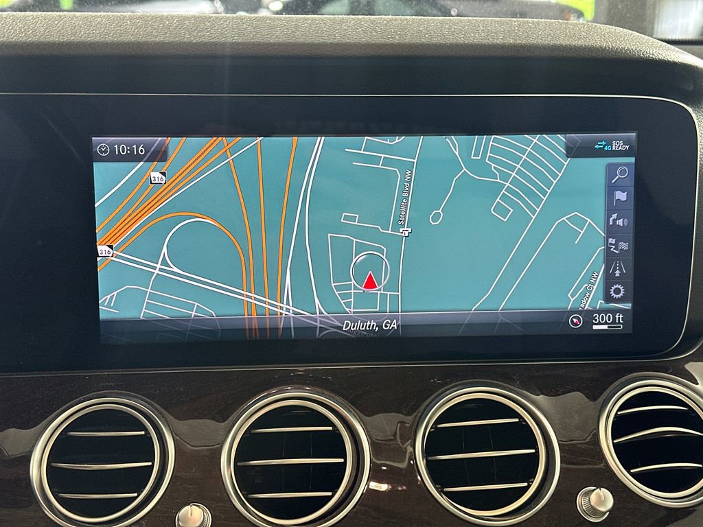 Used 2020 Mercedes-Benz E 350 Sedan image 5