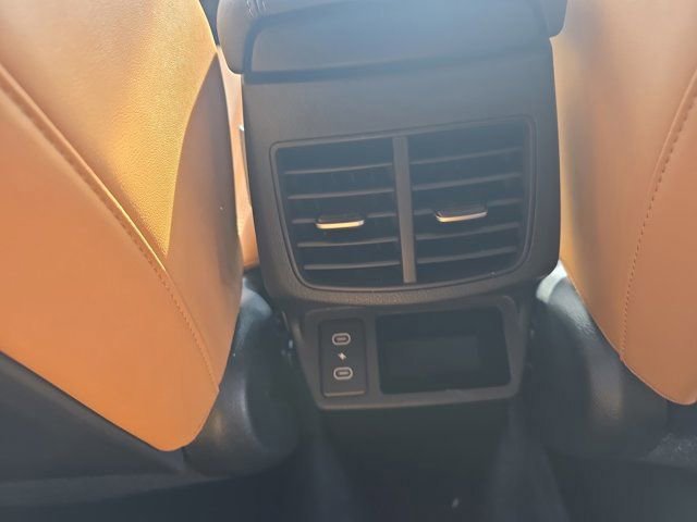 Used 2025 Kia Seltos EX w/ EX Sunroof Package image 17