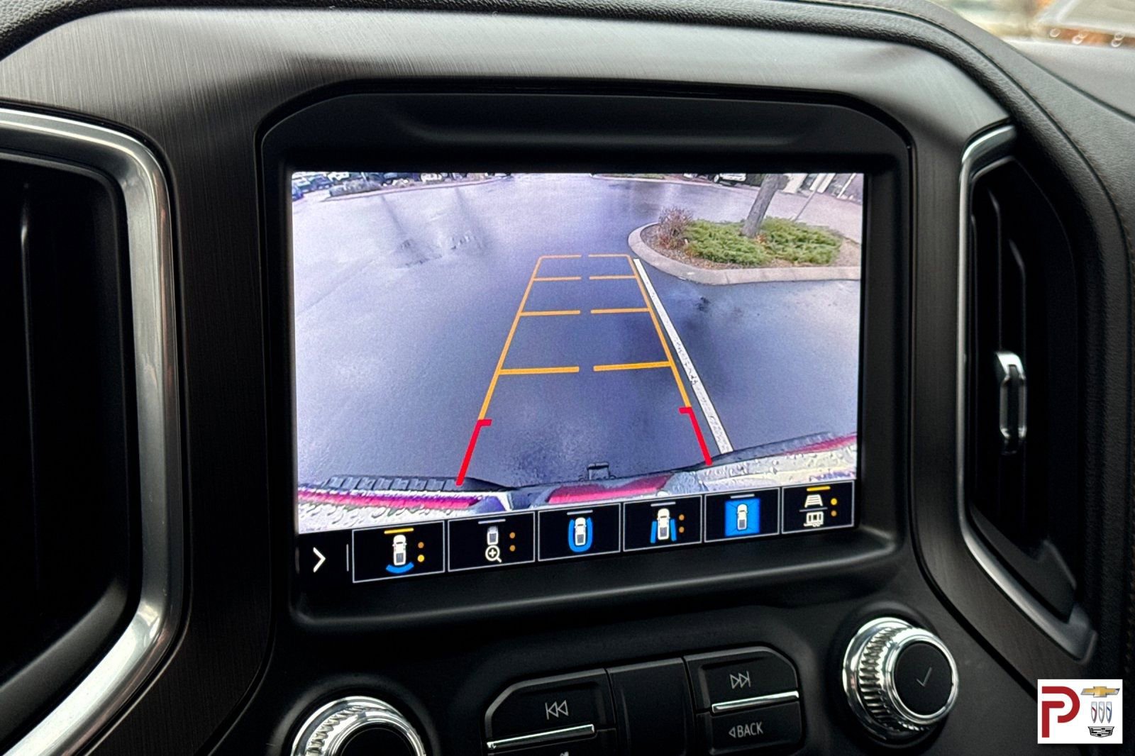 Used 2022 GMC Sierra 2500 AT4 w/ AT4 Premium Plus Package image 24