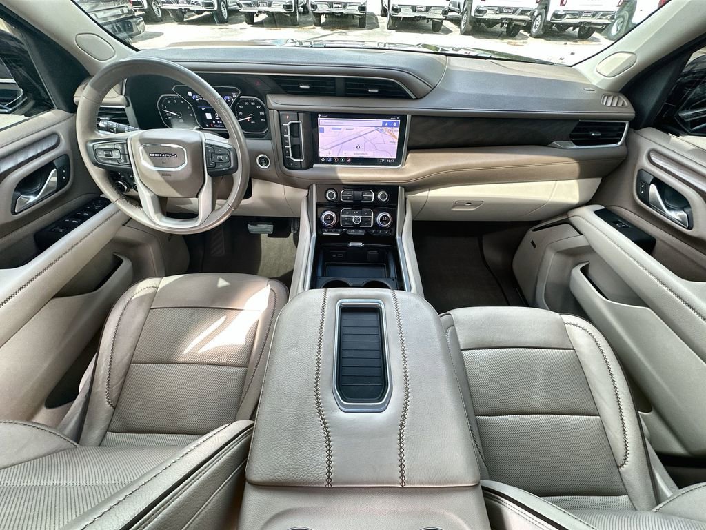Certified 2021 GMC Yukon Denali w/ Denali Premium Package image 21