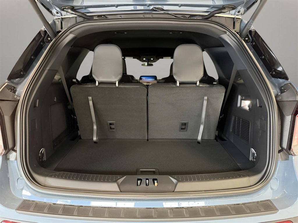 New 2026 Ford Explorer ST-Line image 13