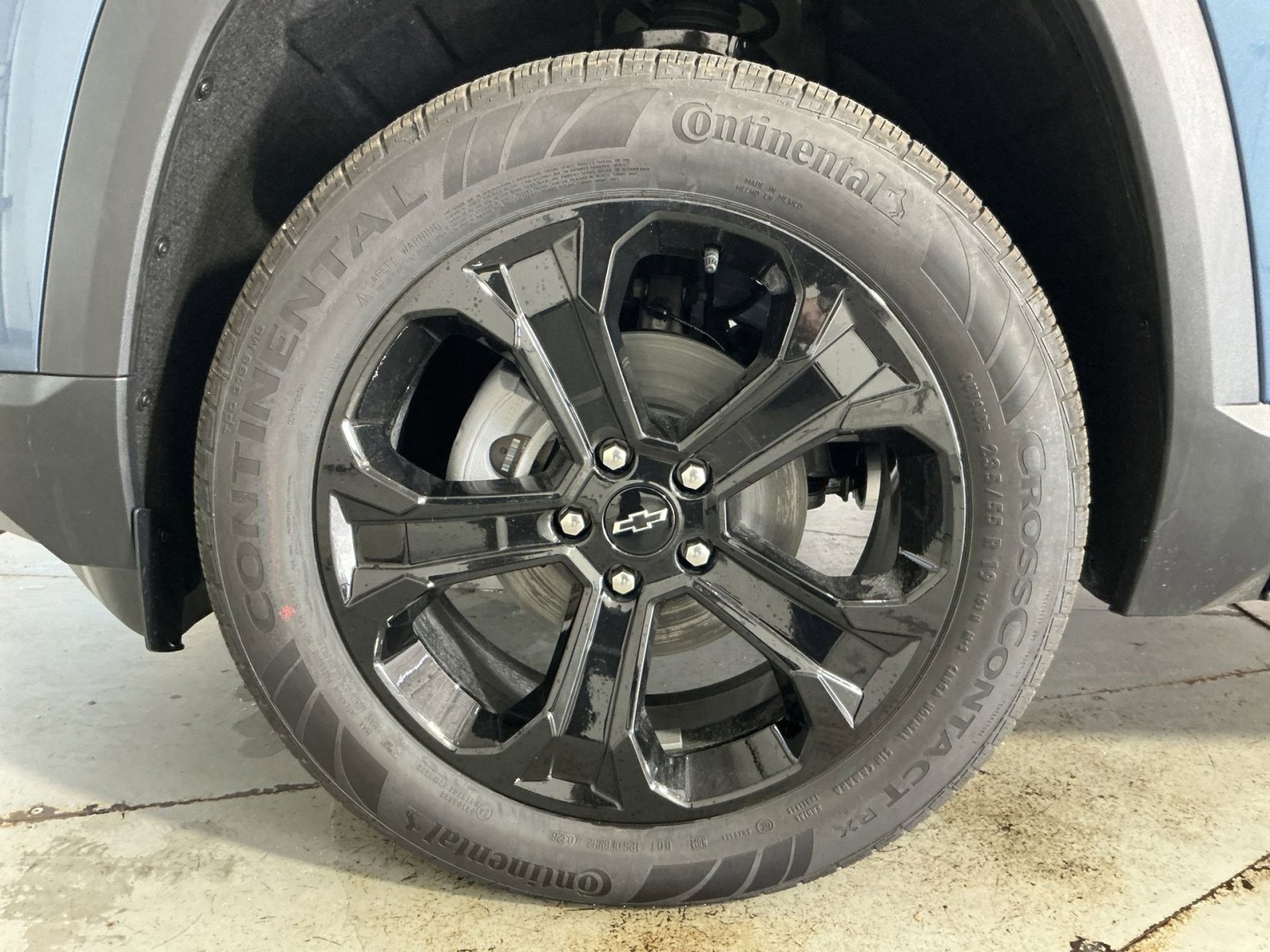 New 2026 Chevrolet Equinox LT AWD/4WD image 13