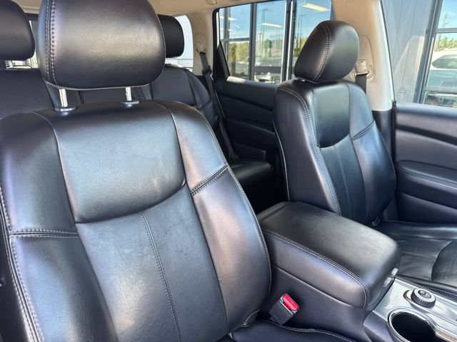 Used 2020 Nissan Pathfinder SL AWD/4WD image 28