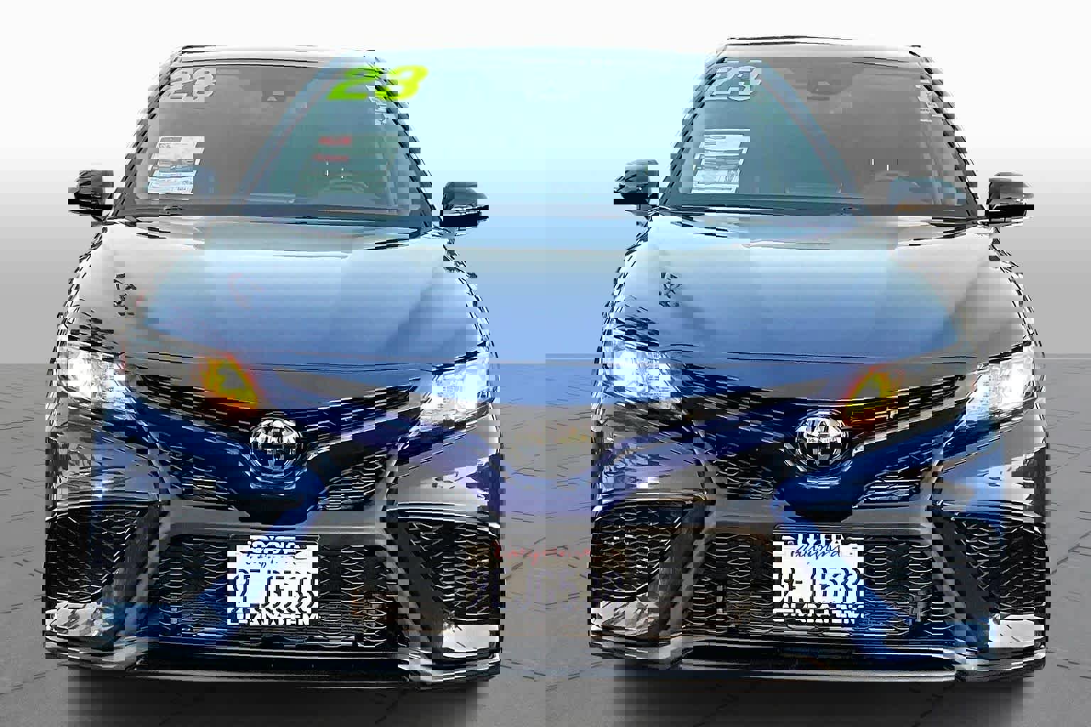 Certified 2023 Toyota Camry SE image 3