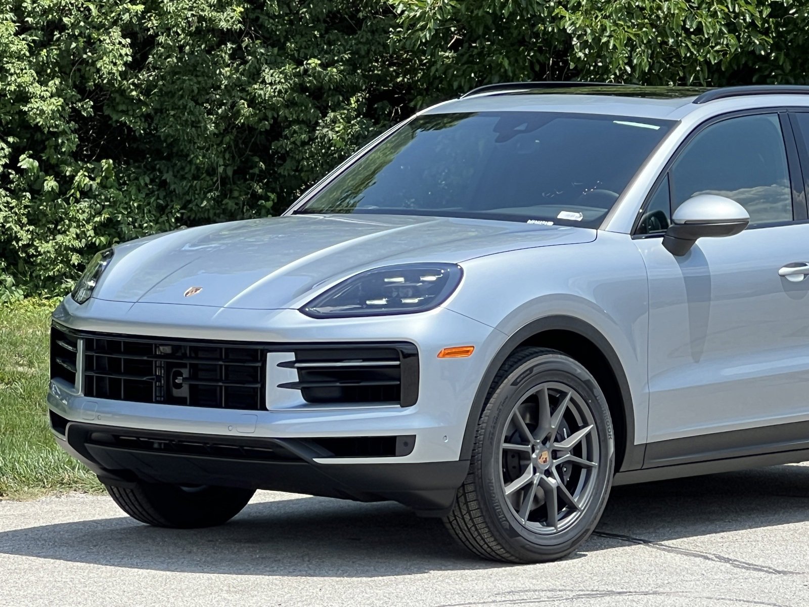 New 2025 Porsche Cayenne image 12