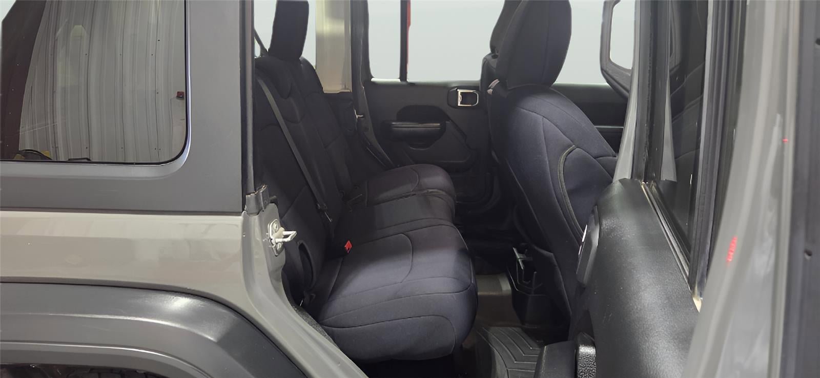 Used 2019 Jeep Wrangler Unlimited Sport S AWD/4WD image 27