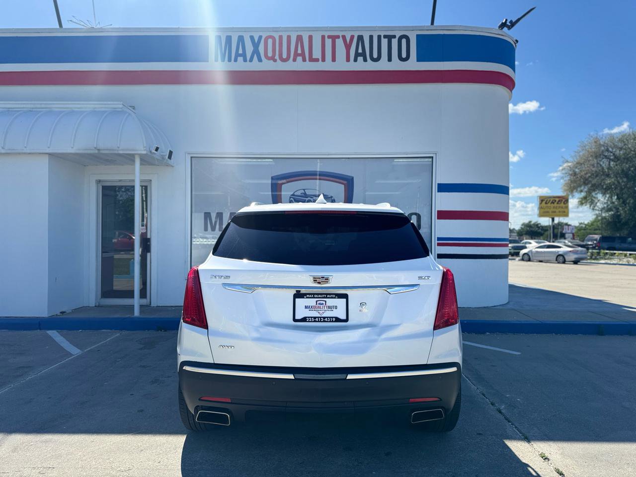 Used 2018 Cadillac XT5 Luxury w/ Driver Awareness Package image 25