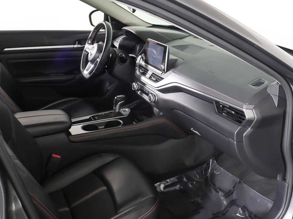 Used 2024 Nissan Altima 2.5 SR image 21