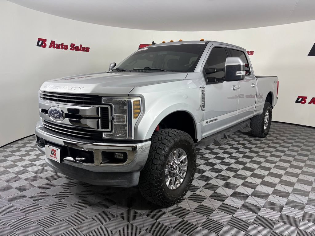 Used 2019 Ford F250 XLT w/ XLT Premium Package AWD/4WD image 2