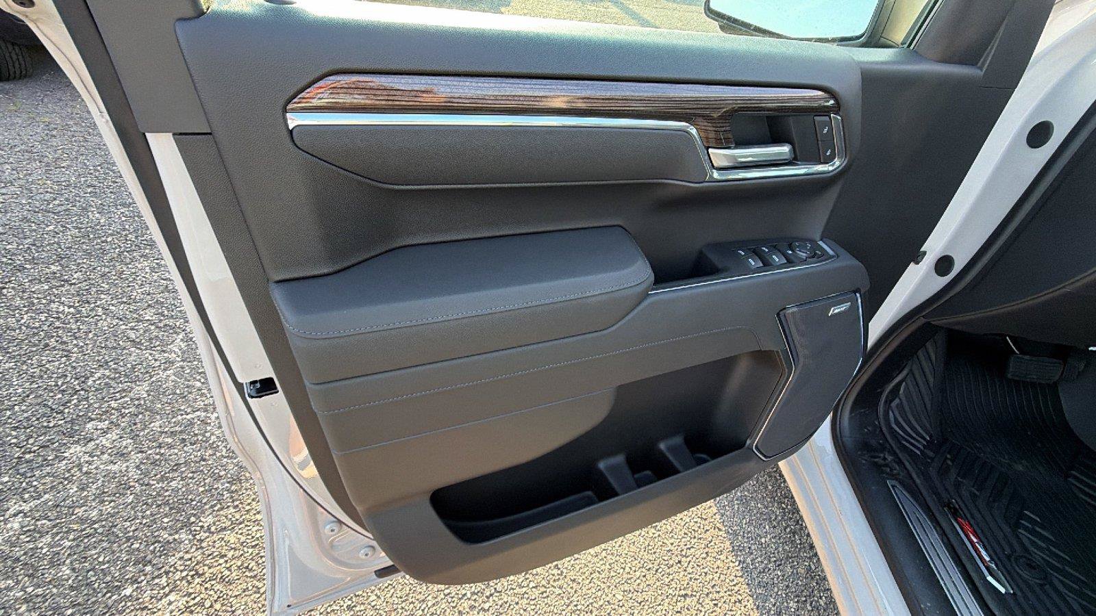 New 2026 Chevrolet Silverado 1500 RST w/ RST All Star Premium Package AWD/4WD image 13