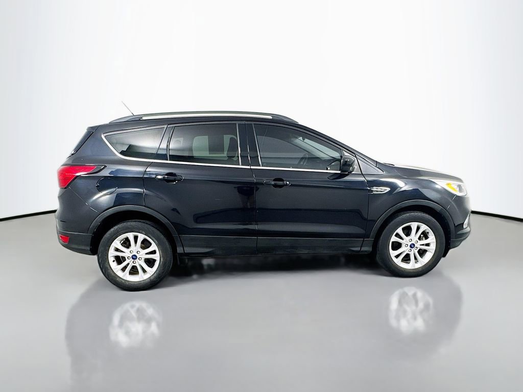 Used 2019 Ford Escape SEL FWD image 4
