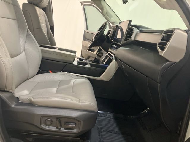 Used 2023 Toyota Tundra Limited AWD/4WD image 24