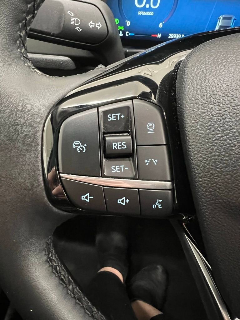 Used 2024 Ford Escape Platinum image 25