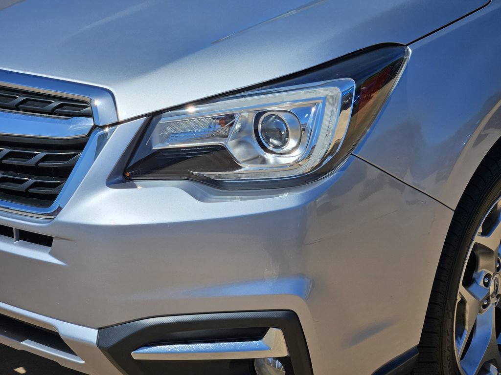 Used 2017 Subaru Forester 2.5i Touring AWD/4WD image 9