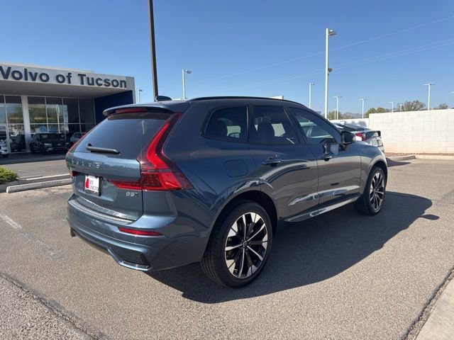 New 2026 Volvo XC60 B5 Plus w/ Climate Package image 4