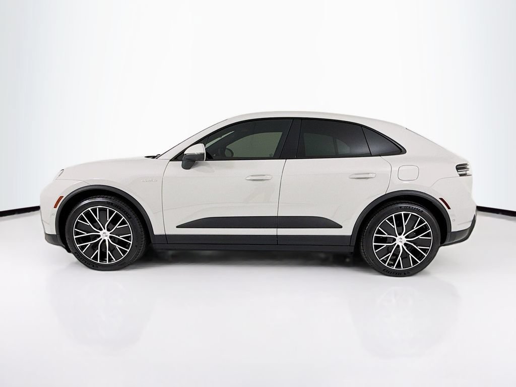New 2026 Porsche Macan Electric RWD image 2