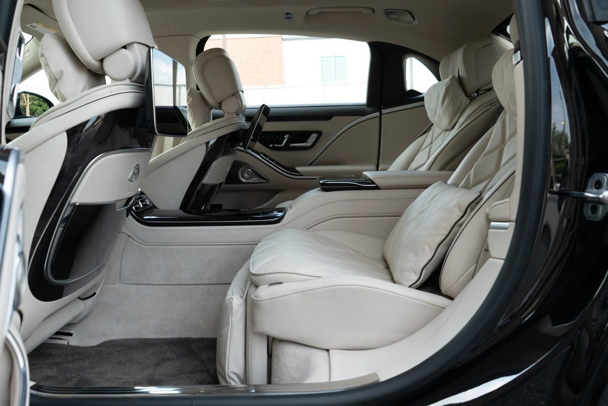 Used 2023 Mercedes-Benz Maybach S 680 4MATIC image 65