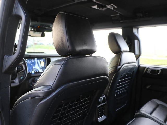 Used 2025 Ford Bronco Badlands AWD/4WD image 15