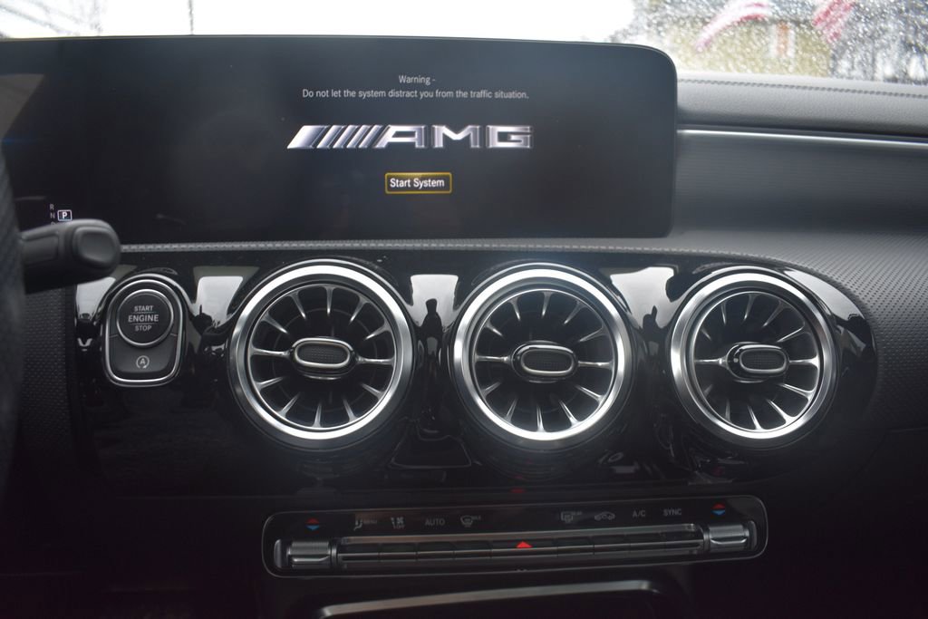 Used 2023 Mercedes-Benz CLA 35 AMG 4MATIC image 18