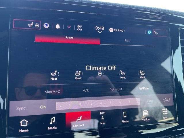 Used 2022 Dodge Durango R/T w/ Blacktop Package image 11