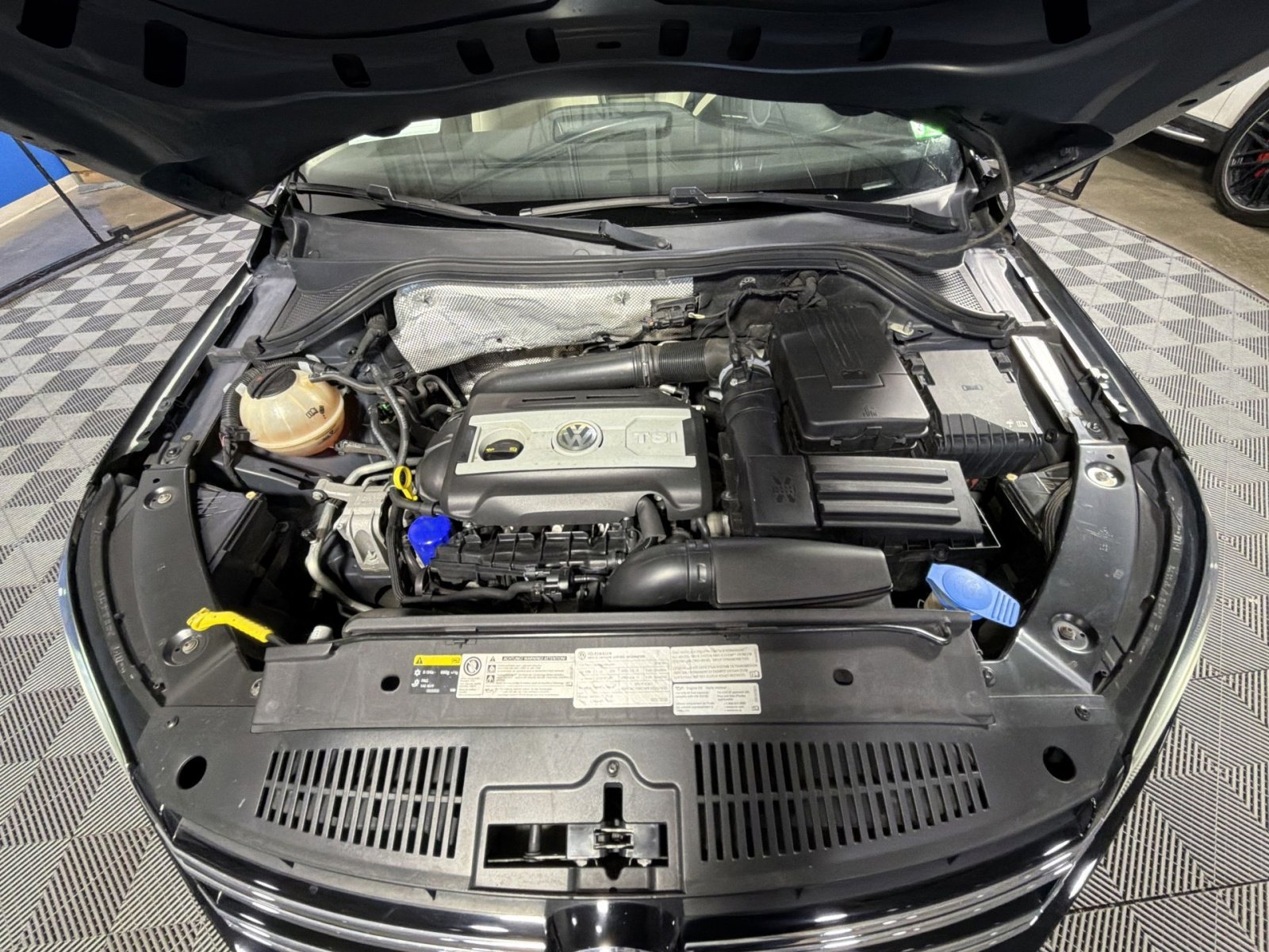 Used 2016 Volkswagen Tiguan SE image 31