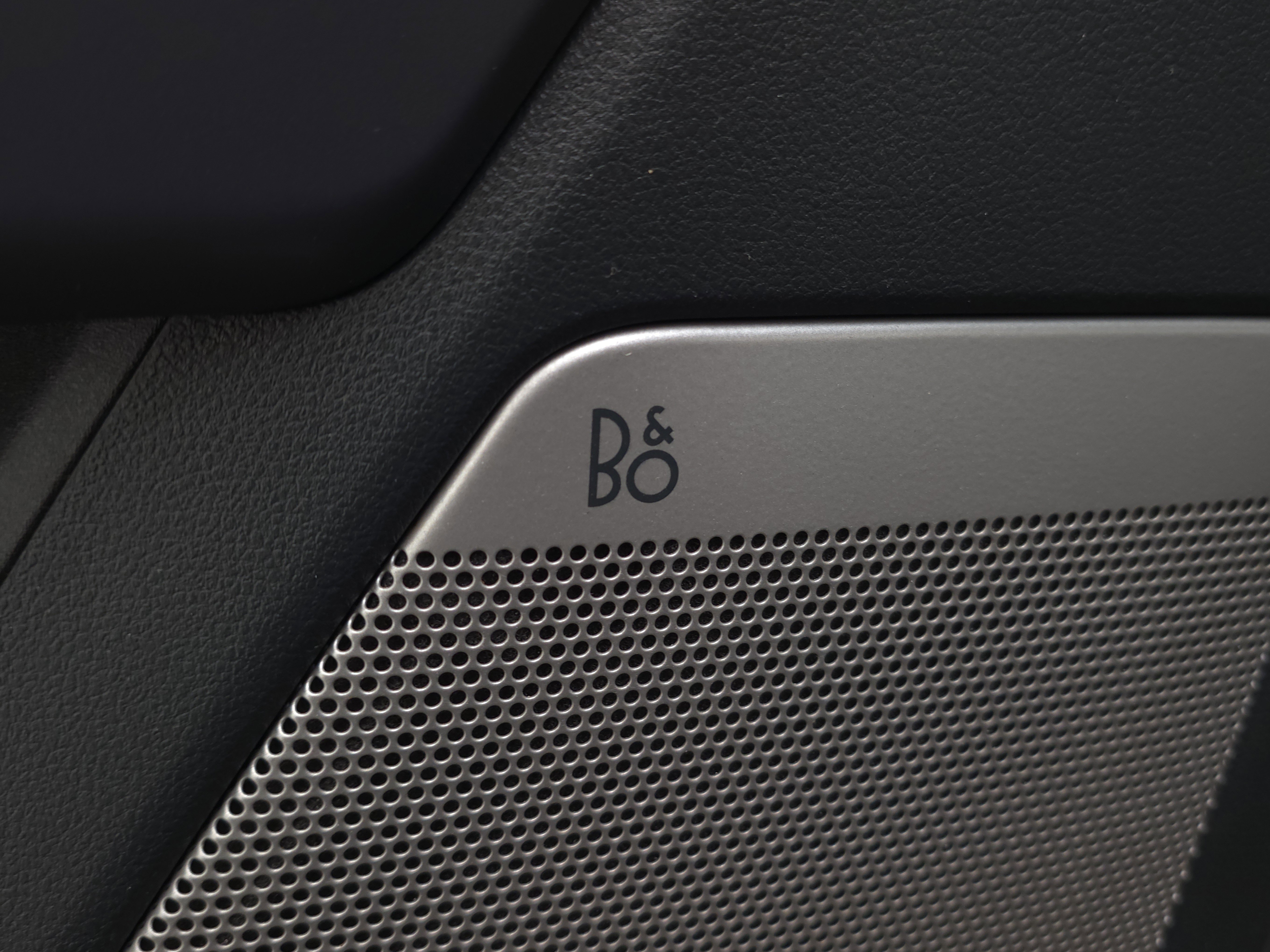 Used 2021 Ford F150 Lariat image 9