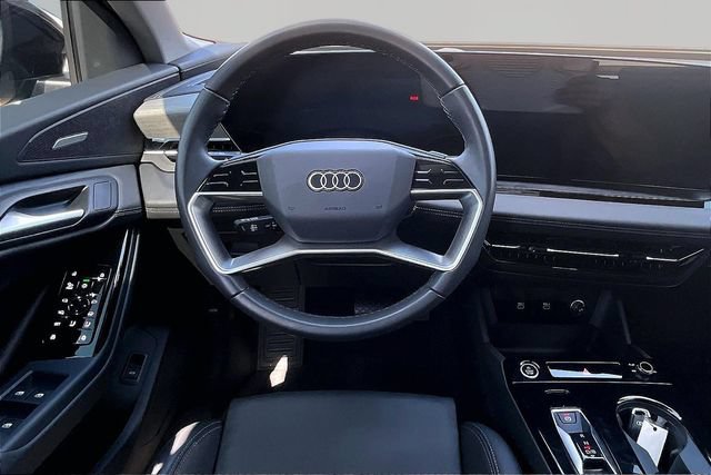 Used 2025 Audi Q6 e-tron Premium Plus AWD/4WD image 5