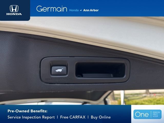 Certified 2018 Honda CR-V Touring image 11